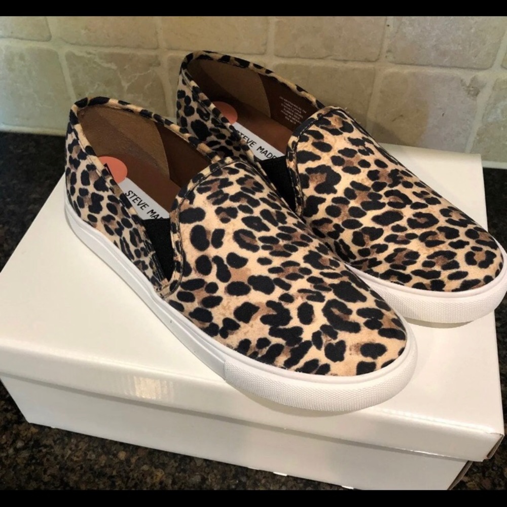 Steve Madden Leopard Slip on